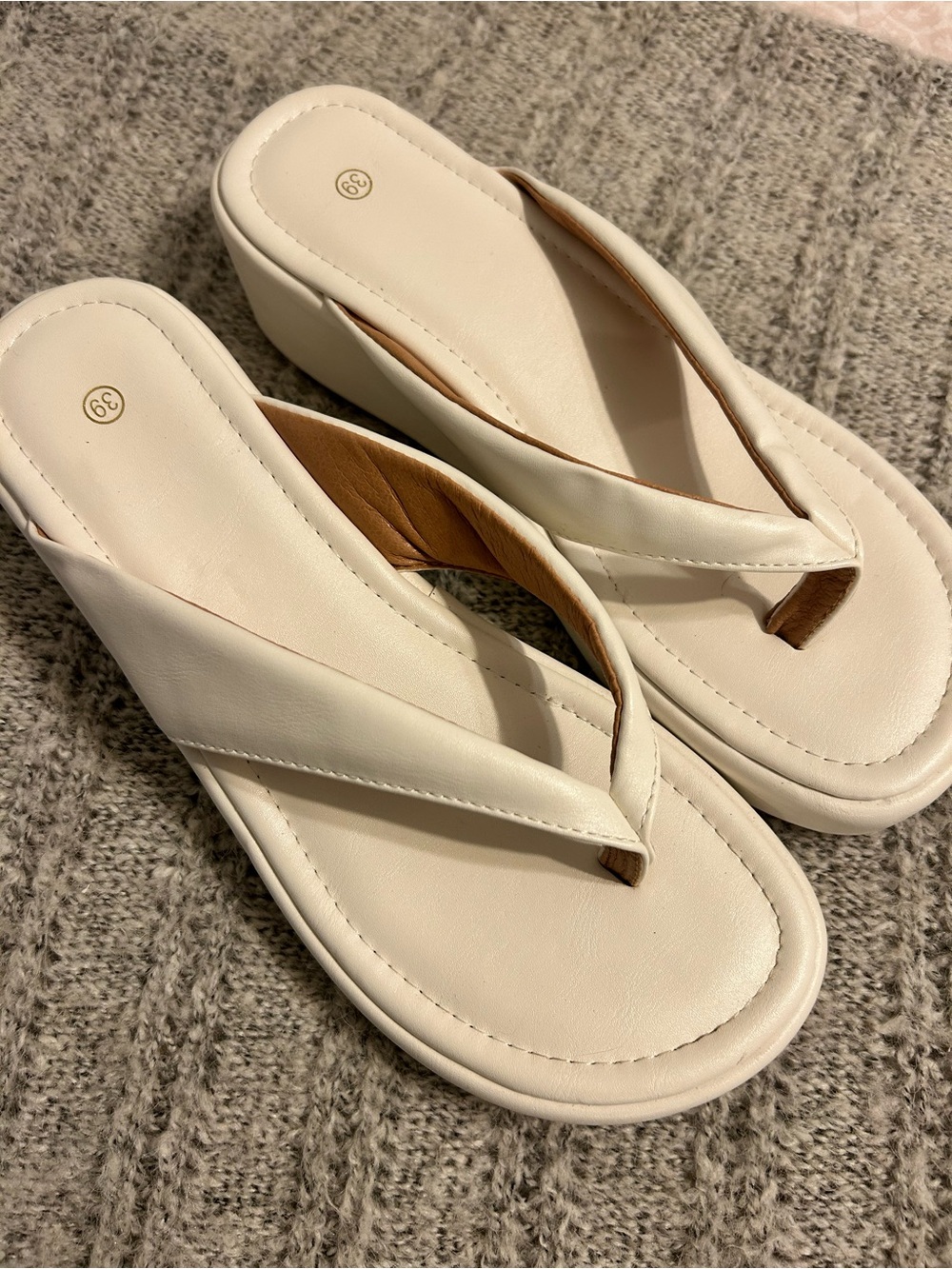 Women's White Wedge Thong Sandals with Padded Straps